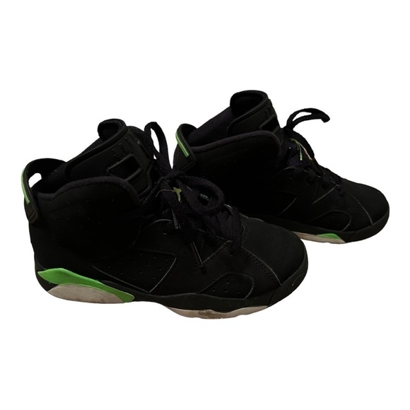 AIR JORDAN 6 RETRO ELECTRIC GREEN (kids) - Picture 1 of 11